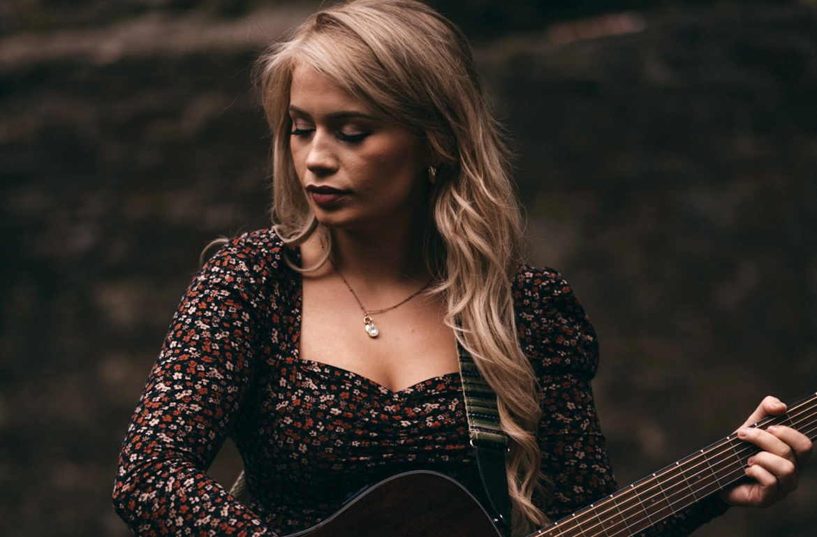 Meadhbh Walsh, Live at McGrorys - 21st June