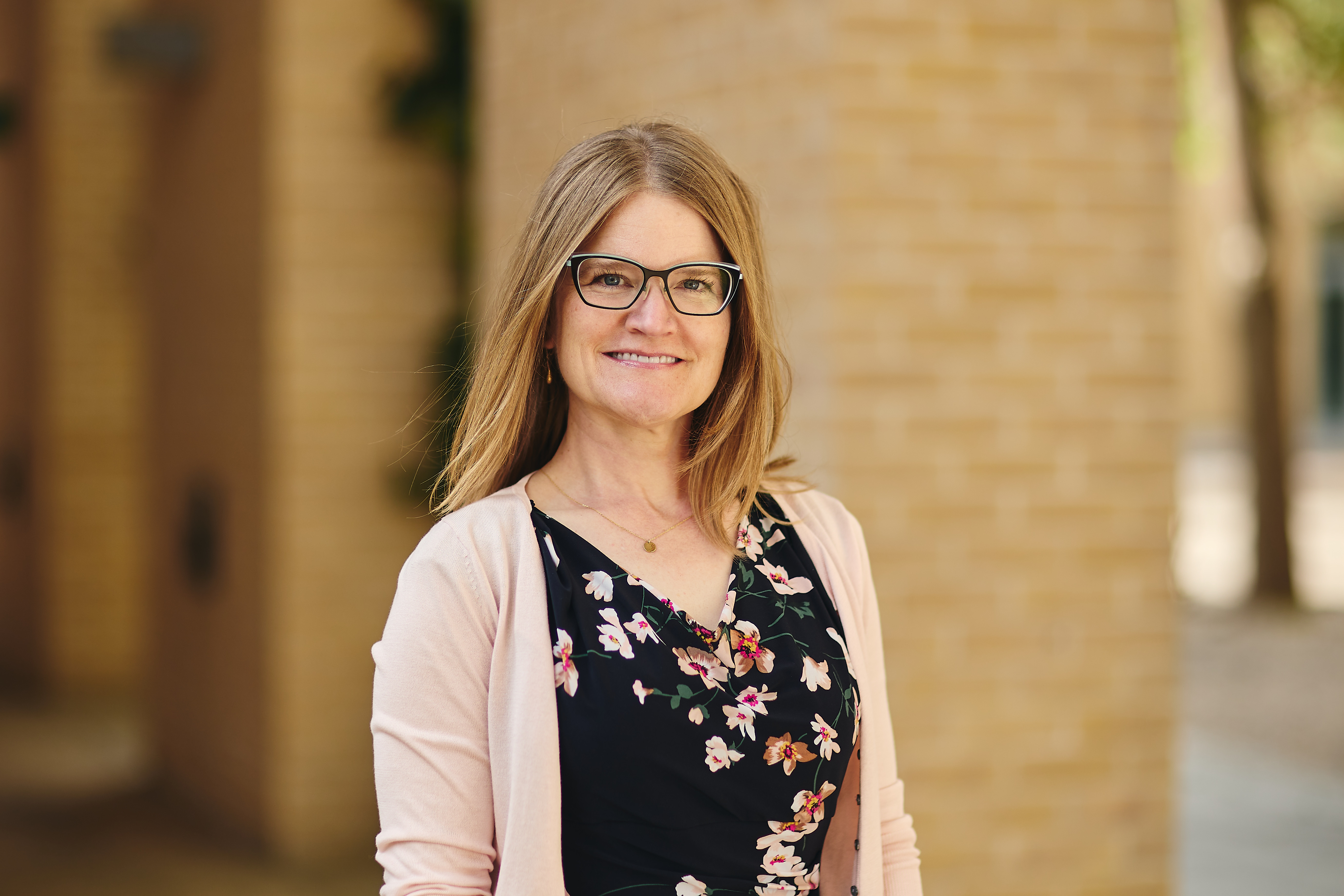 Research Seminar: Dr Hilary Hoyt logo